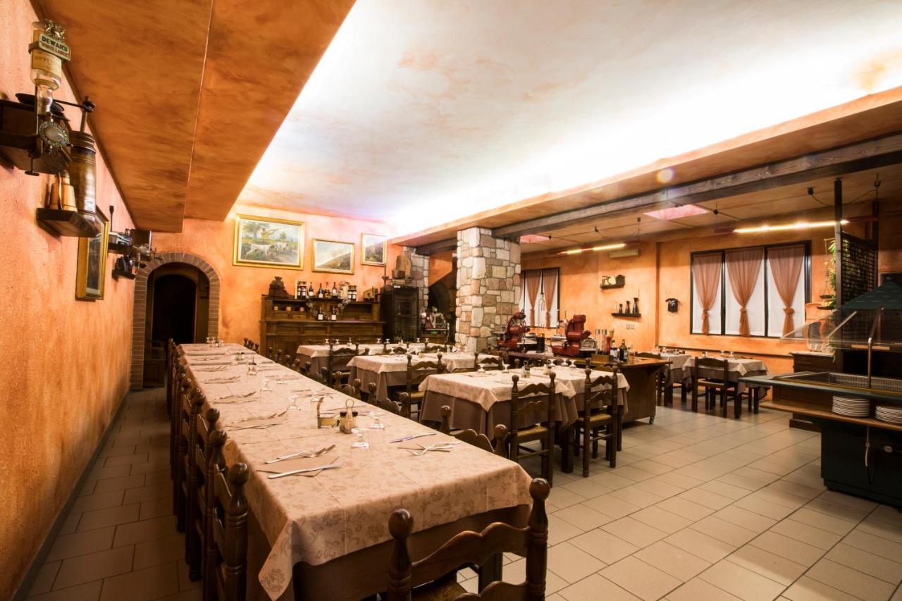 Albergo Ristorante Brera Inveruno 外观 照片