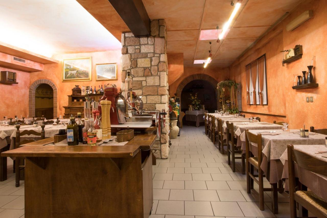 Albergo Ristorante Brera Inveruno 外观 照片